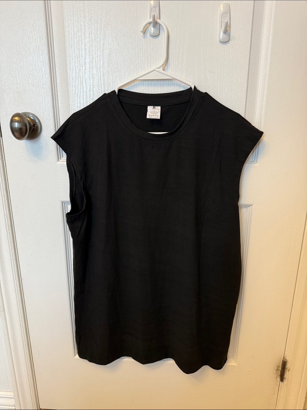 Classic Black men’s muscle Tee
